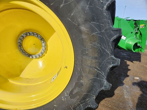 2025 John Deere S7 800 Combine