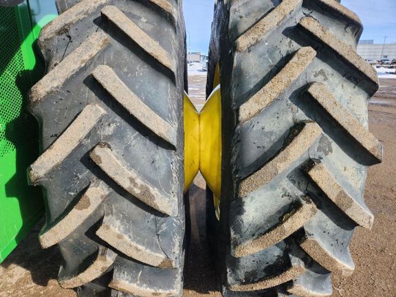 2025 John Deere S7 800 Combine