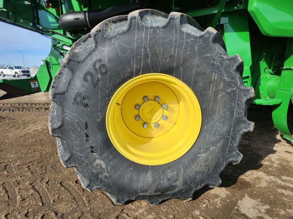 2025 John Deere S7 800 Combine