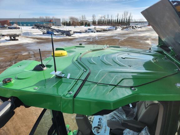 2025 John Deere S7 800 Combine