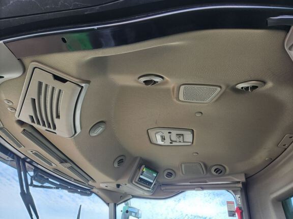 2025 John Deere S7 800 Combine