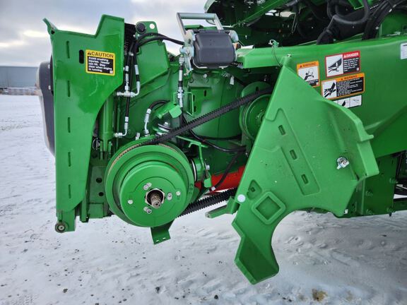 2025 John Deere S7 700 Combine