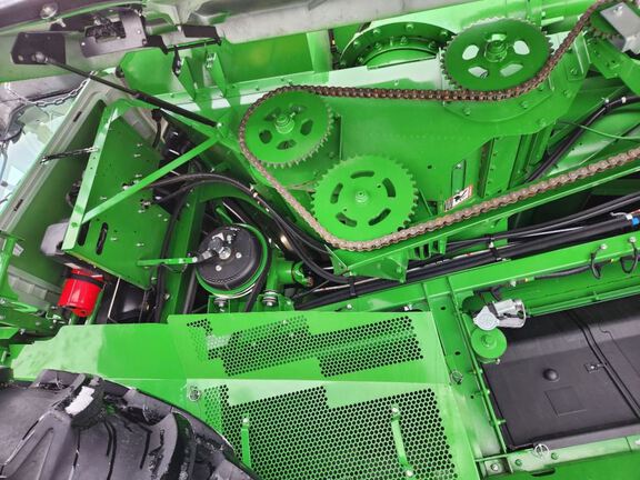 2025 John Deere S7 700 Combine