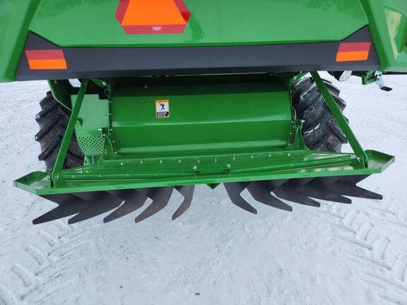 2025 John Deere S7 700 Combine