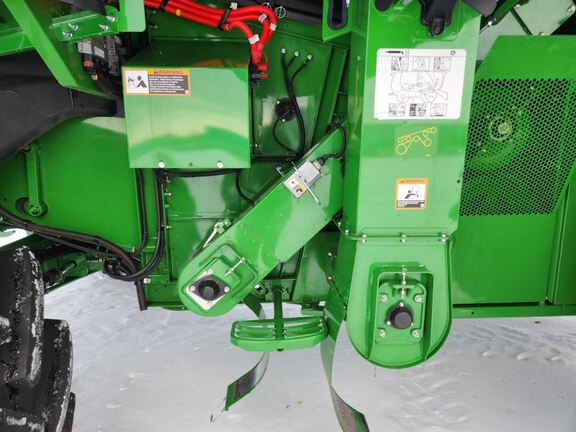 2025 John Deere S7 700 Combine