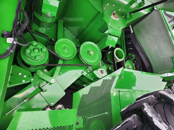 2025 John Deere S7 700 Combine