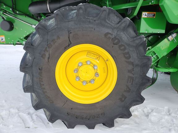 2025 John Deere S7 700 Combine