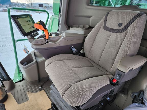 2025 John Deere S7 700 Combine