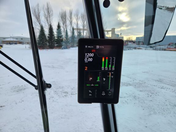 2025 John Deere S7 700 Combine