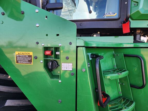 2023 John Deere 9RX 590 Tractor Rubber Track