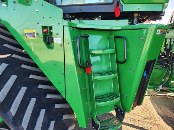 2023 John Deere 9RX 590 Tractor Rubber Track