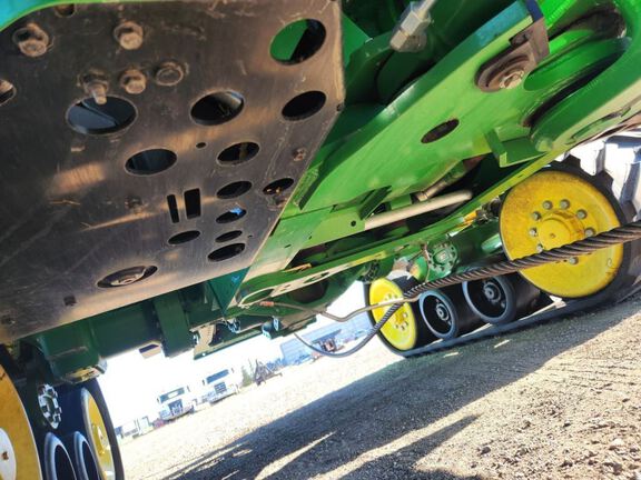 2023 John Deere 9RX 590 Tractor Rubber Track