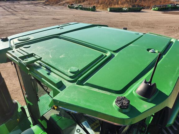 2023 John Deere 9RX 590 Tractor Rubber Track