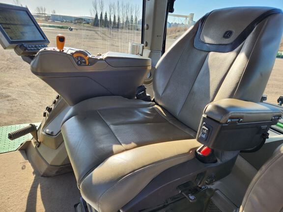 2023 John Deere 9RX 590 Tractor Rubber Track