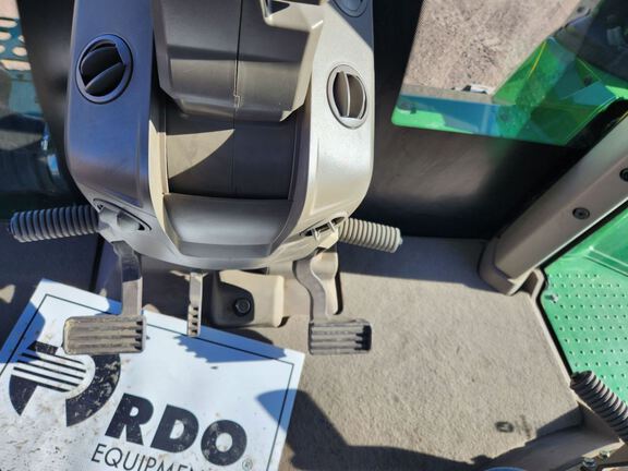 2023 John Deere 9RX 590 Tractor Rubber Track