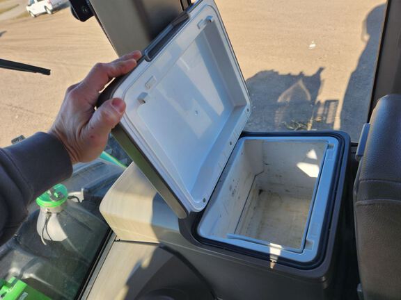 2023 John Deere 9RX 590 Tractor Rubber Track