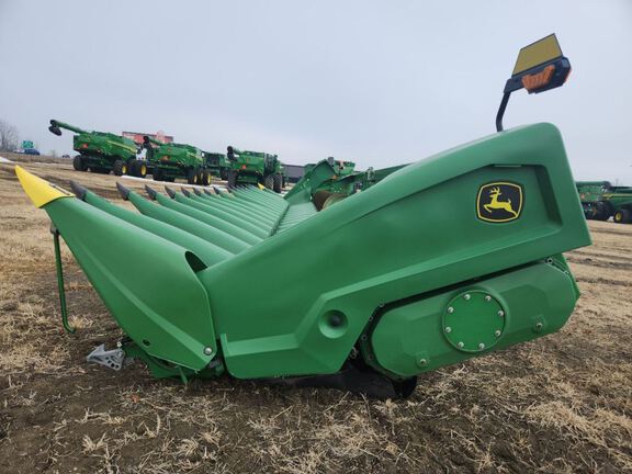 2023 John Deere C18R Header Corn Head