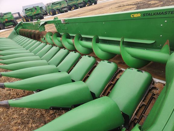 2023 John Deere C18R Header Corn Head