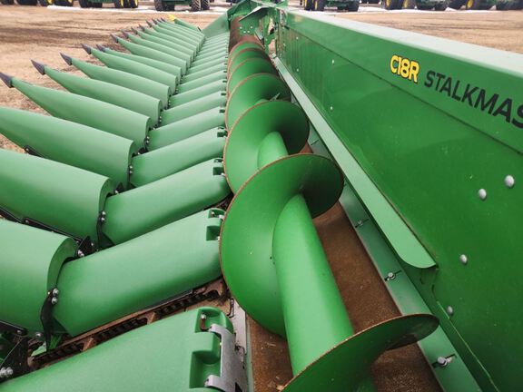 2023 John Deere C18R Header Corn Head