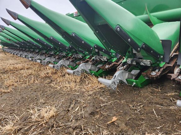 2023 John Deere C18R Header Corn Head