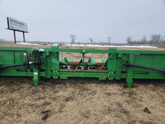 2023 John Deere C18R Header Corn Head