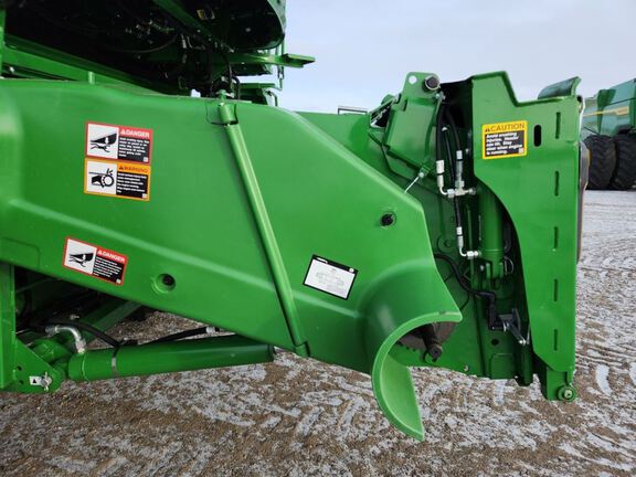 2025 John Deere S7 800 Combine