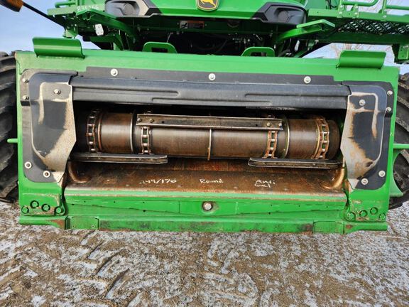 2025 John Deere S7 800 Combine