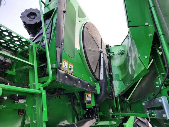 2025 John Deere S7 800 Combine