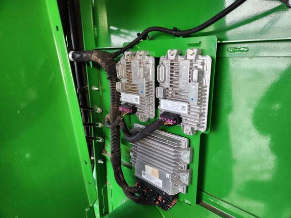 2025 John Deere S7 800 Combine