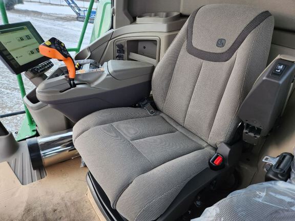 2025 John Deere S7 800 Combine