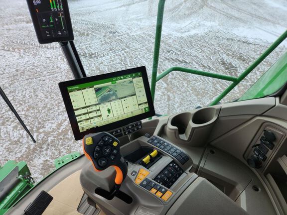 2025 John Deere S7 800 Combine