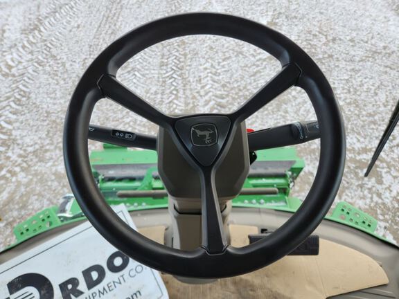 2025 John Deere S7 800 Combine