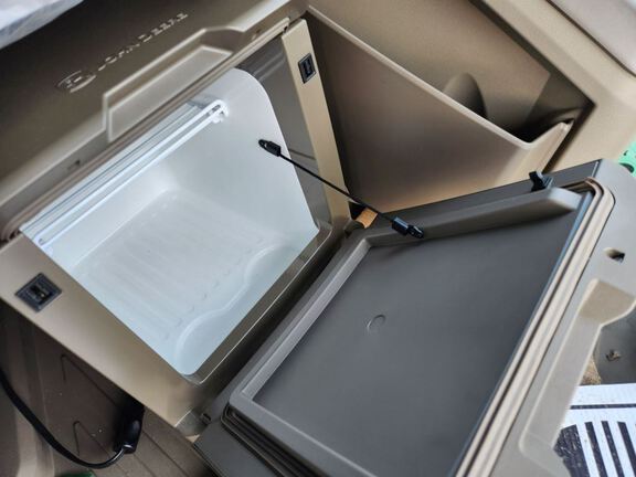 2025 John Deere S7 800 Combine