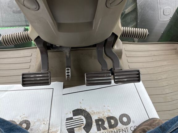 2024 John Deere 8R 340 Tractor