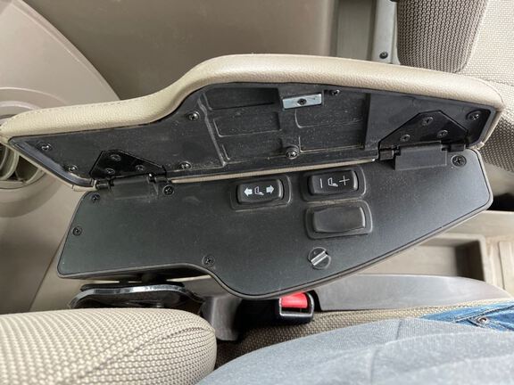 2024 John Deere 8R 340 Tractor