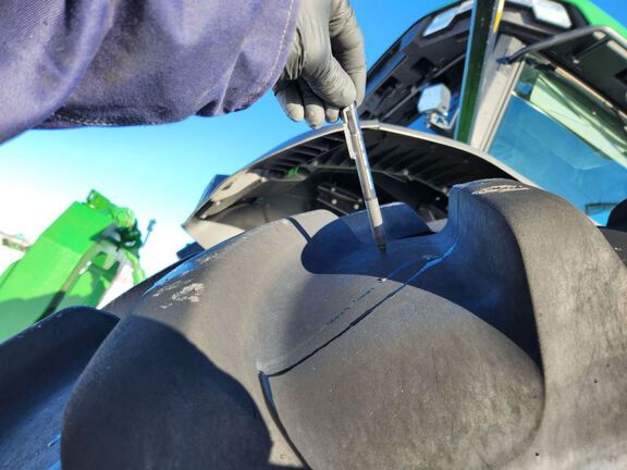 2024 John Deere 8R 340 Tractor