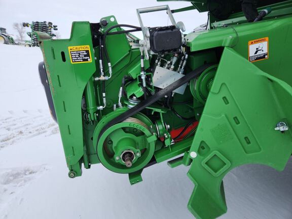 2024 John Deere S780 Combine