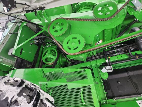 2024 John Deere S780 Combine