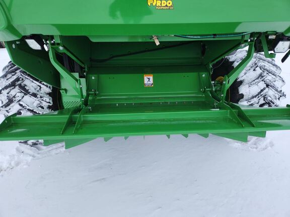 2024 John Deere S780 Combine