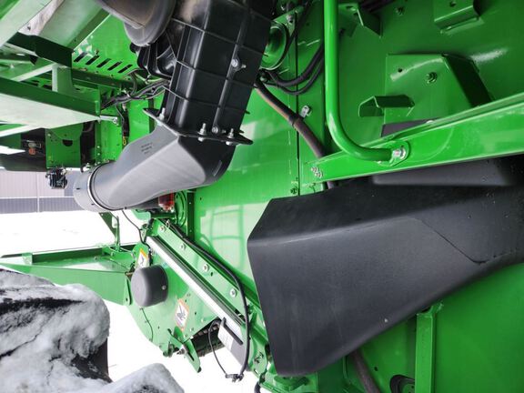 2024 John Deere S780 Combine