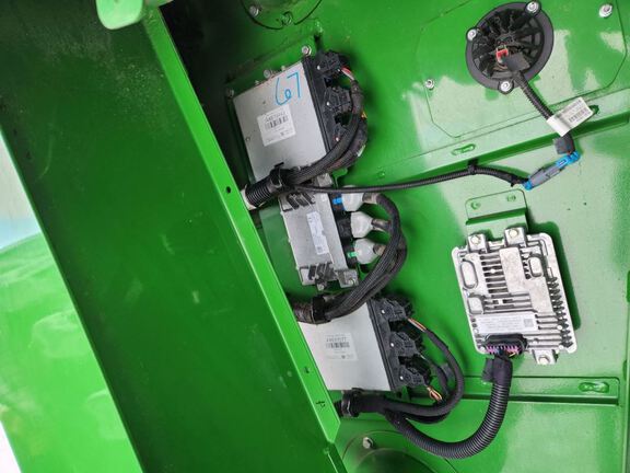 2024 John Deere S780 Combine