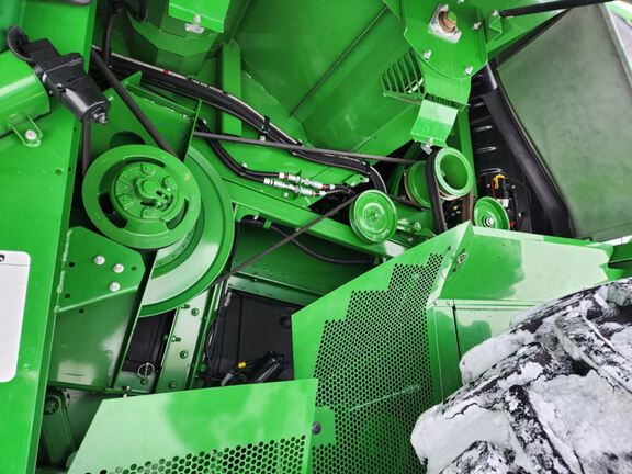 2024 John Deere S780 Combine