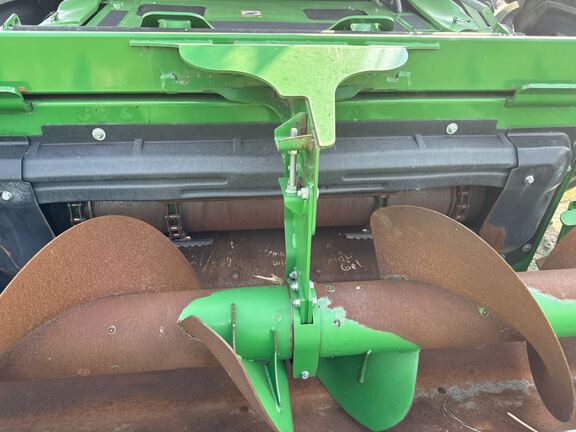 2024 John Deere S780 Combine