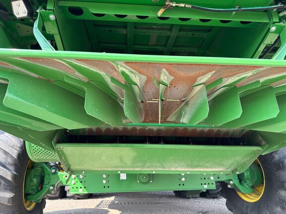 2024 John Deere S780 Combine