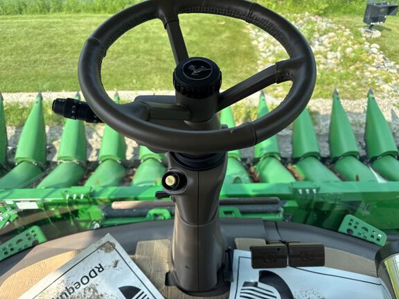 2024 John Deere S780 Combine