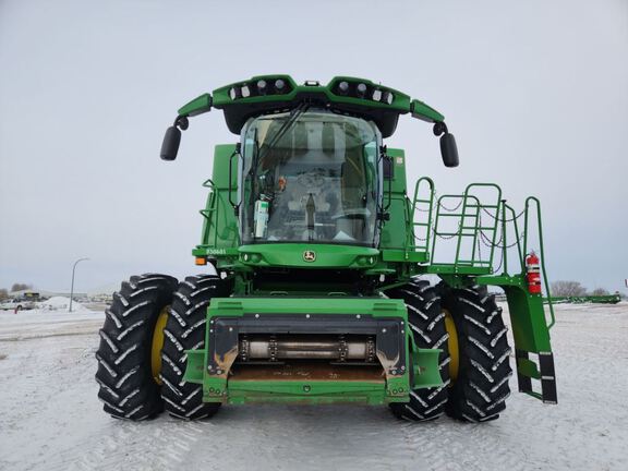 2024 John Deere S780 Combine