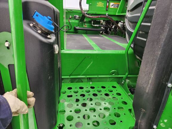 2024 John Deere S780 Combine