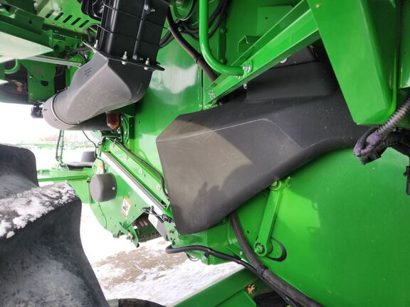 2024 John Deere S780 Combine