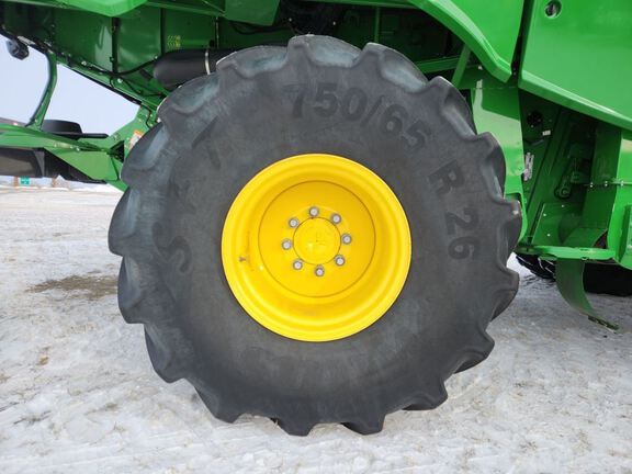 2024 John Deere S780 Combine