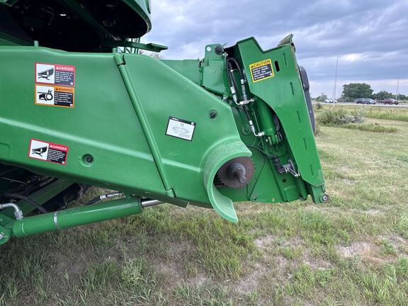 2024 John Deere S780 Combine